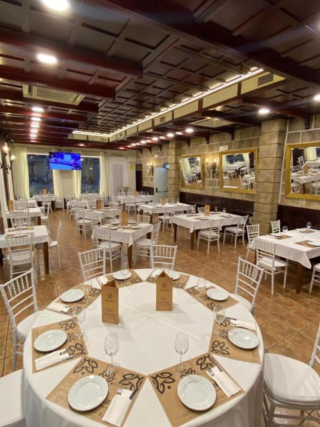 Hotel Las Acacias Puente Genil Esterno foto